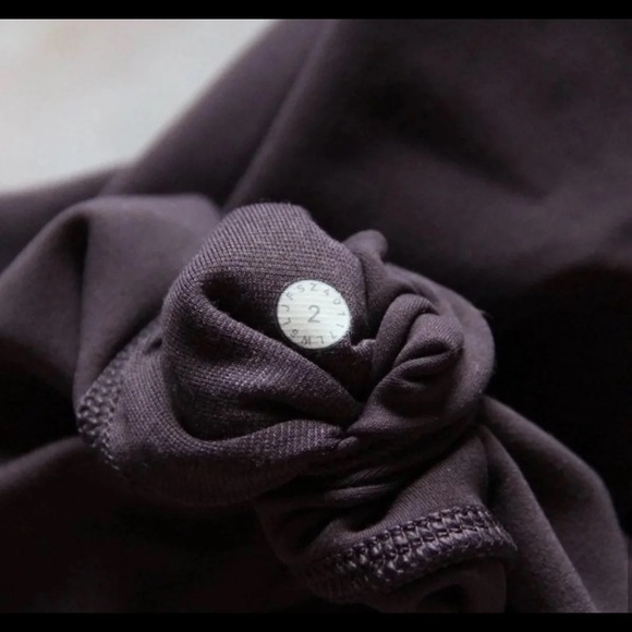 Lululemon Align 25” leggings - Picture 4 of 6